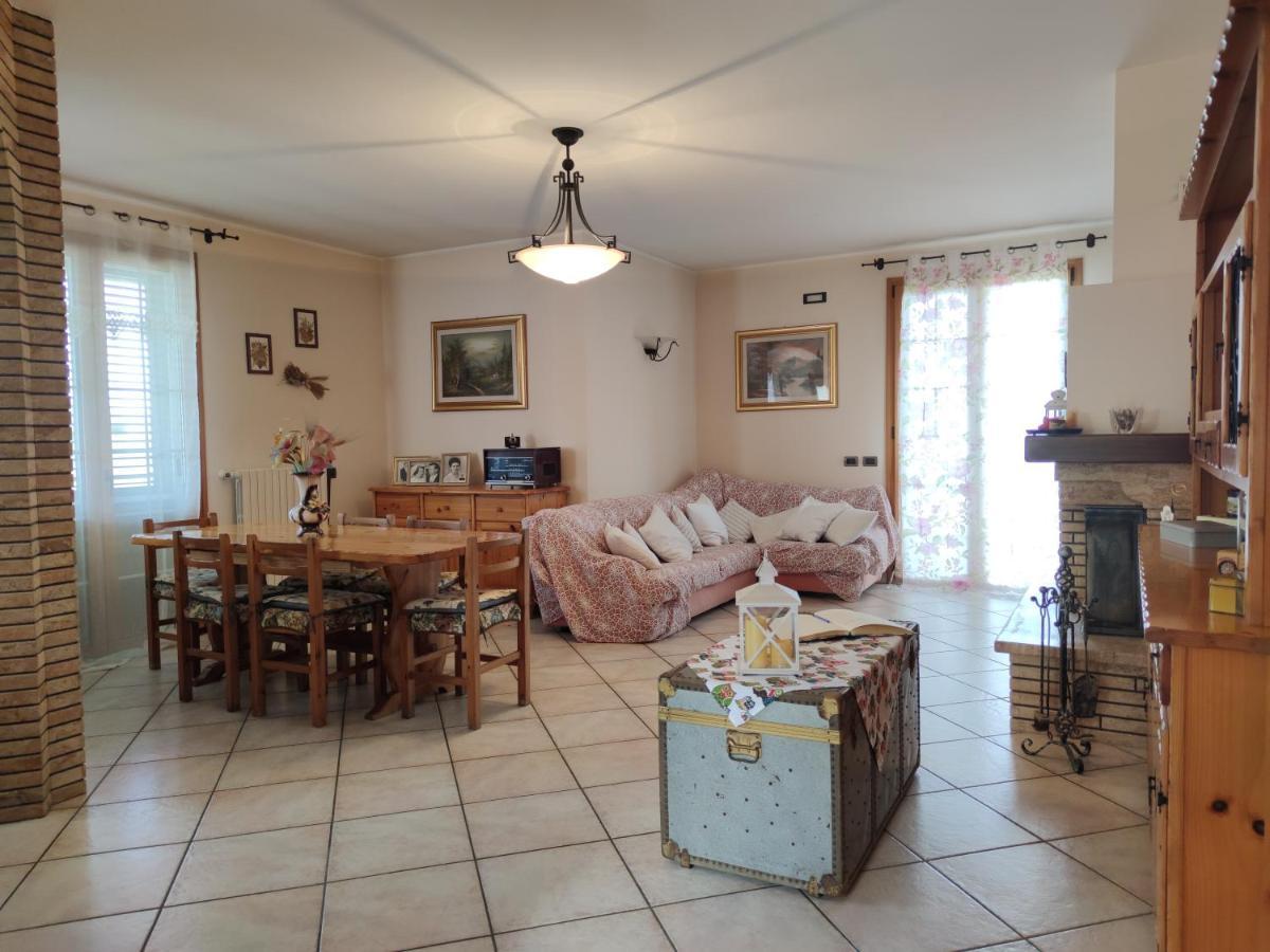 דירות Torriana Relax In Collina A Due Passi Dal Mare מראה חיצוני תמונה