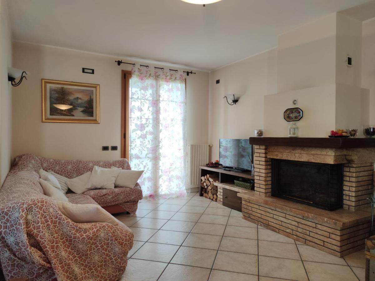 דירות Torriana Relax In Collina A Due Passi Dal Mare מראה חיצוני תמונה
