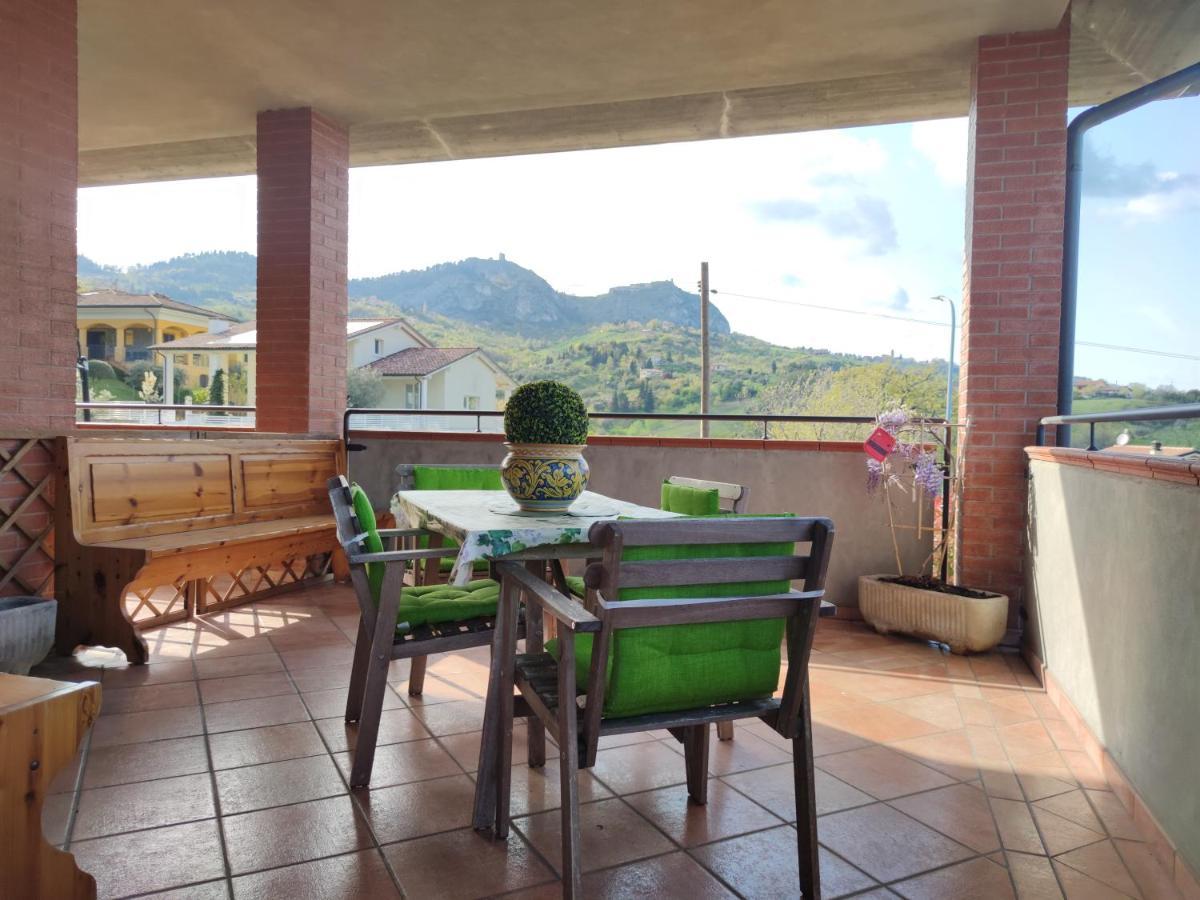דירות Torriana Relax In Collina A Due Passi Dal Mare מראה חיצוני תמונה